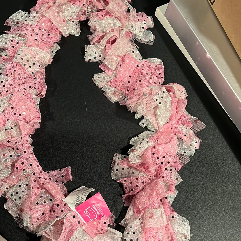 Rare vintage Sanrio Hello Kitty boa